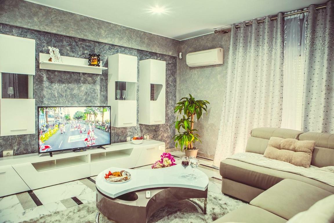 Апартаменты Cosy Townhouse In Costa Adeje Адехе Экстерьер фото